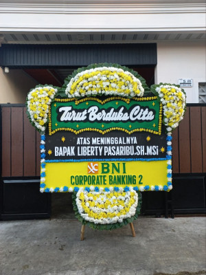 Papan Bunga Duka di Bantarmara