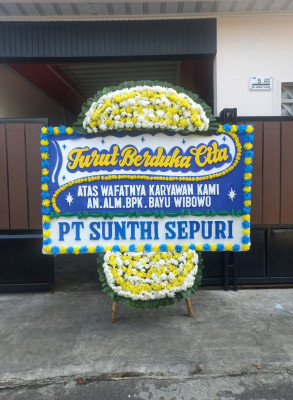 Papan Bunga Duka di Bantarmara