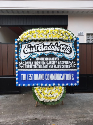Papan Bunga Duka di Bantarmara